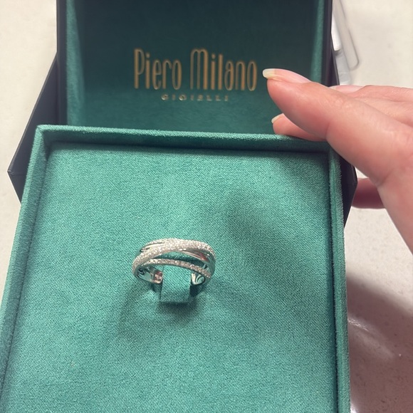 18k diamonds ring is beautiful no wearing yet Piero Milano - Picture 8 of 9